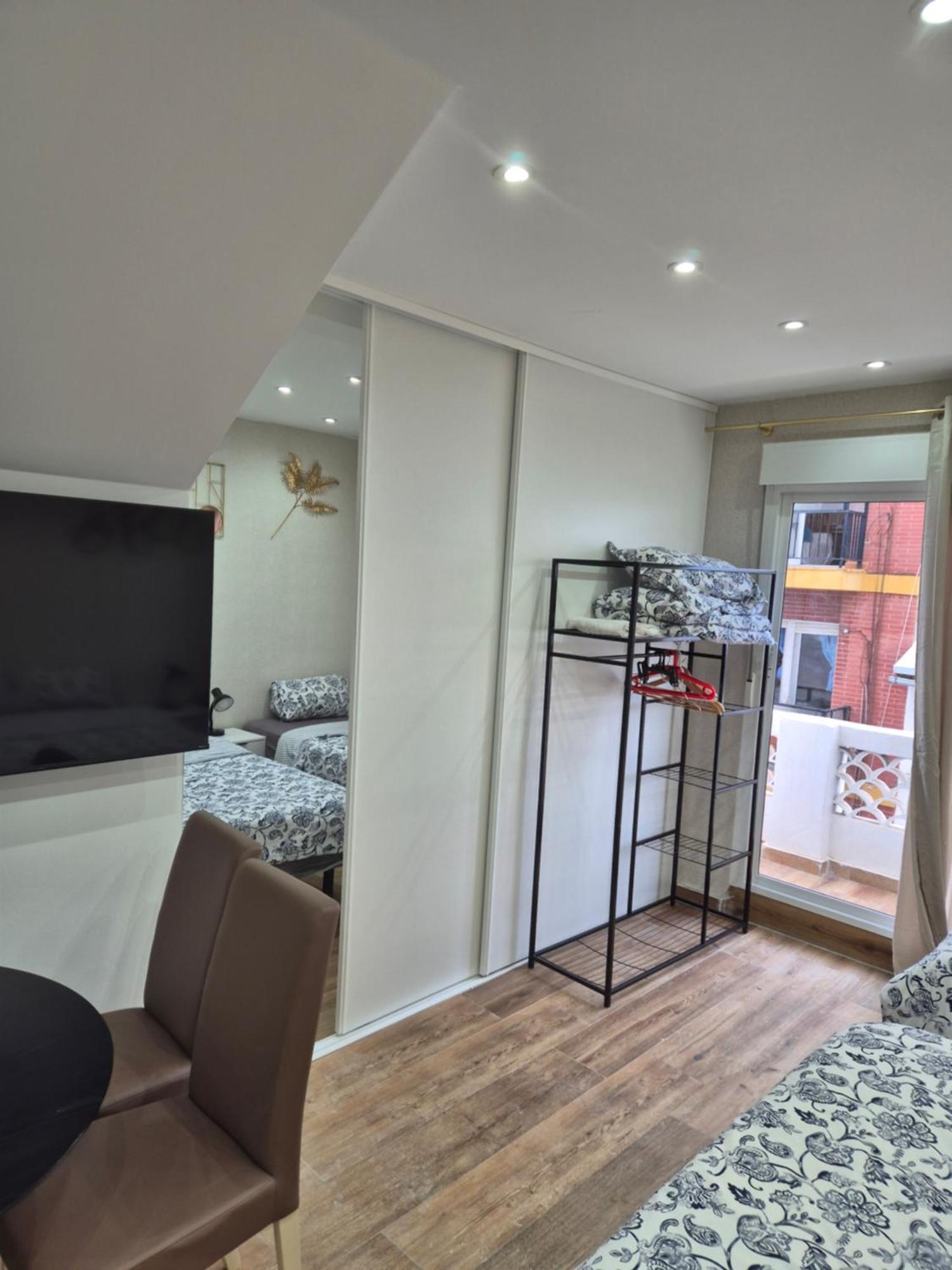 Centrum F Alicante Rom bilde