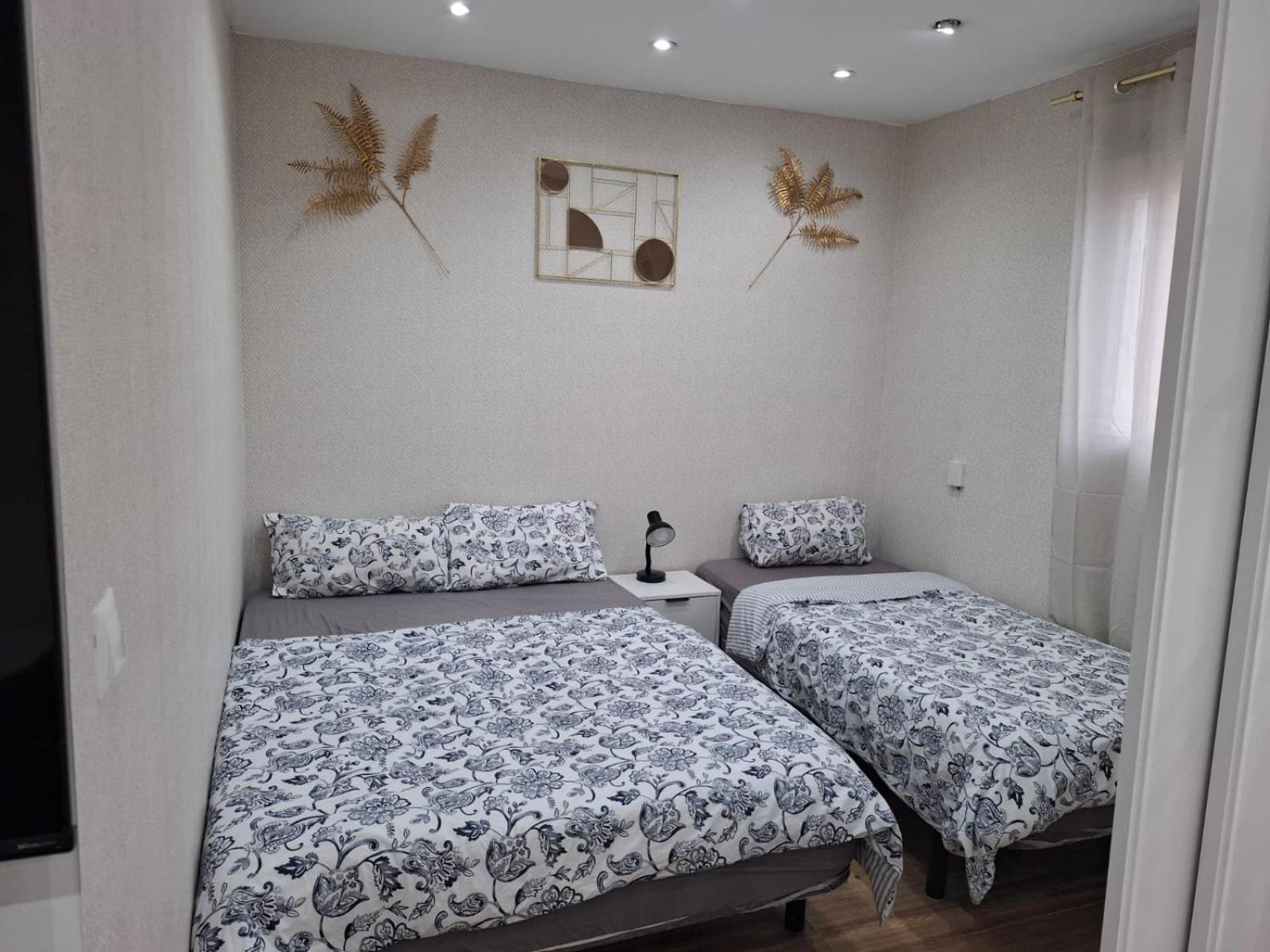 Centrum F Alicante Rom bilde