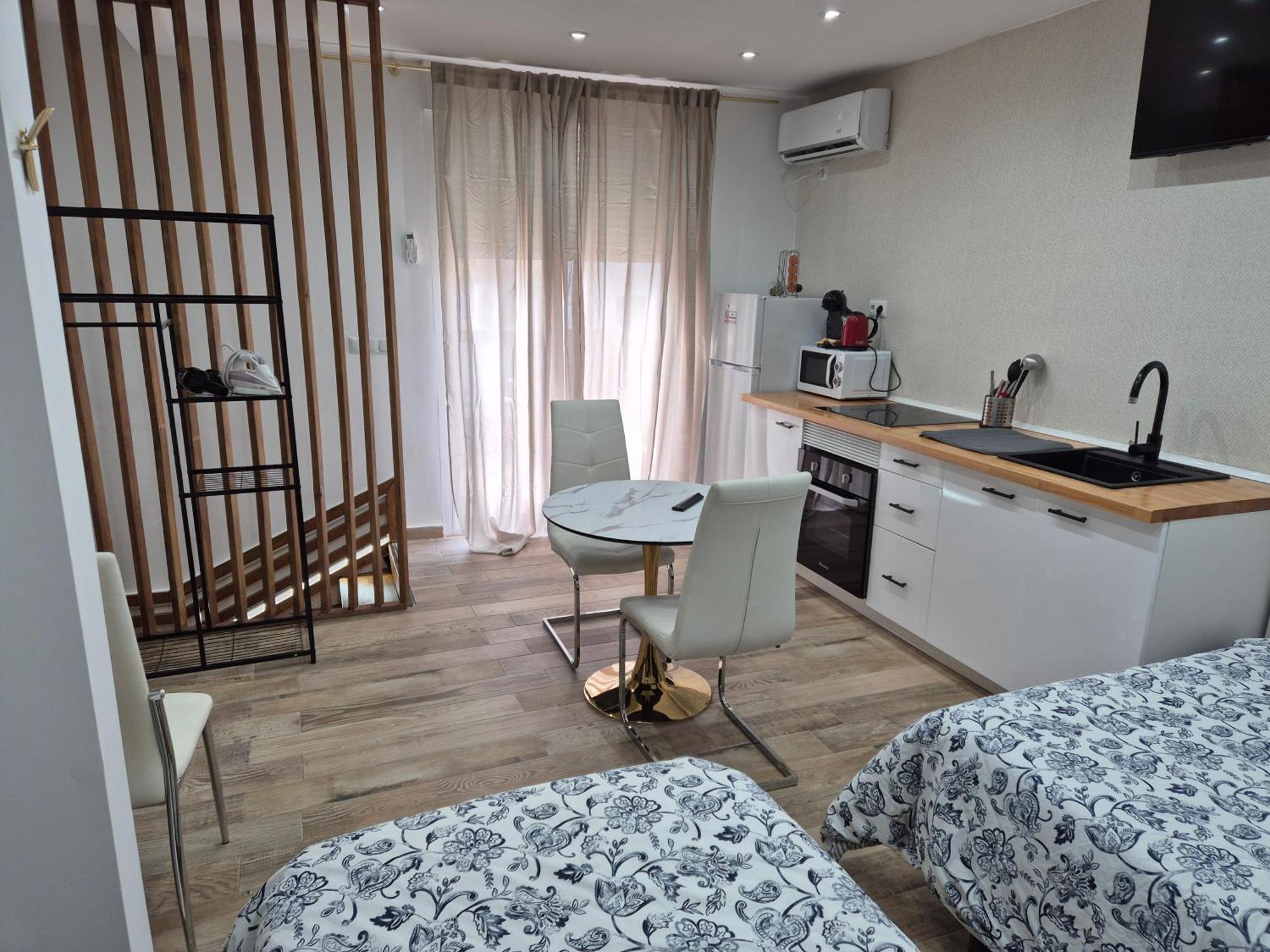 Centrum F Alicante Rom bilde