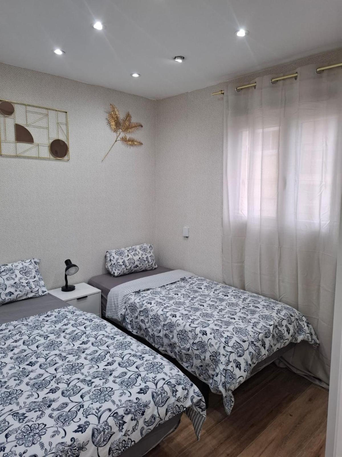 Centrum F Alicante Rom bilde
